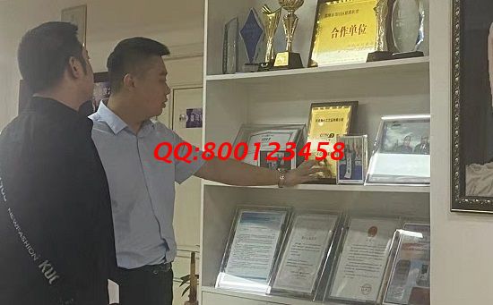 7月6日，想接正規(guī)廠家的手工活，想在家做手工活掙錢(qián)，就選勵(lì)志珠珠繡。手工之家接待考察合作加工客戶(hù)剪影